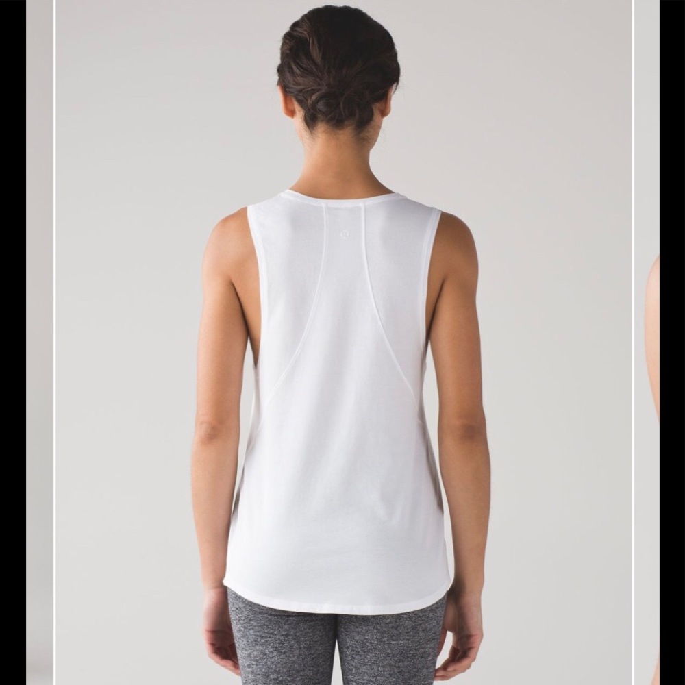 Lululemon ‘muscle’ tank - Picture 3 of 10
